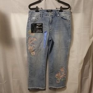 Nine West Embroidered Paisley Capri Jeans